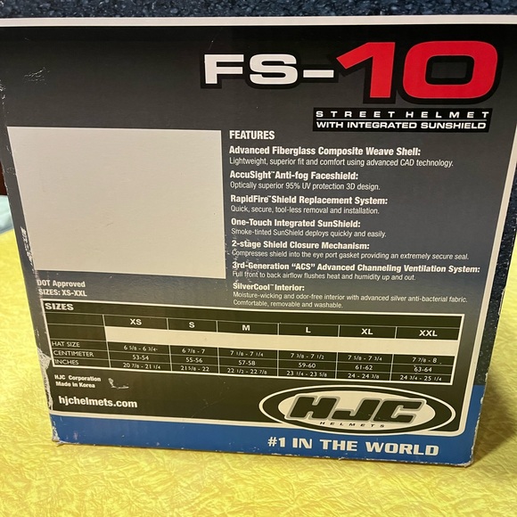 HJC Black Motorcycle Helmet with Integrated Sunshield - Picture 5 of 6